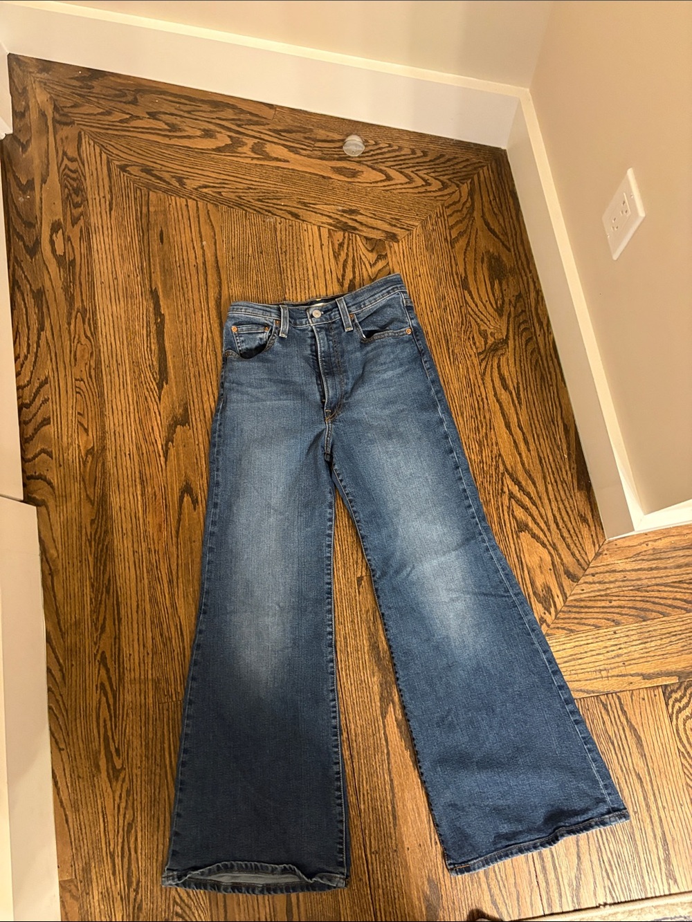 Levi's Dark Blue Ribcage Bell Jeans - Size 27